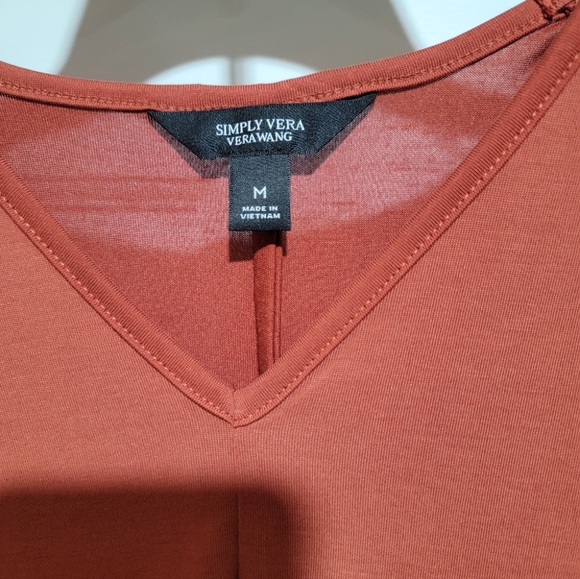 NWOT Women's New Simply Vera,Vera Wang Top. Size M. Burnt Orange color - Picture 6 of 6